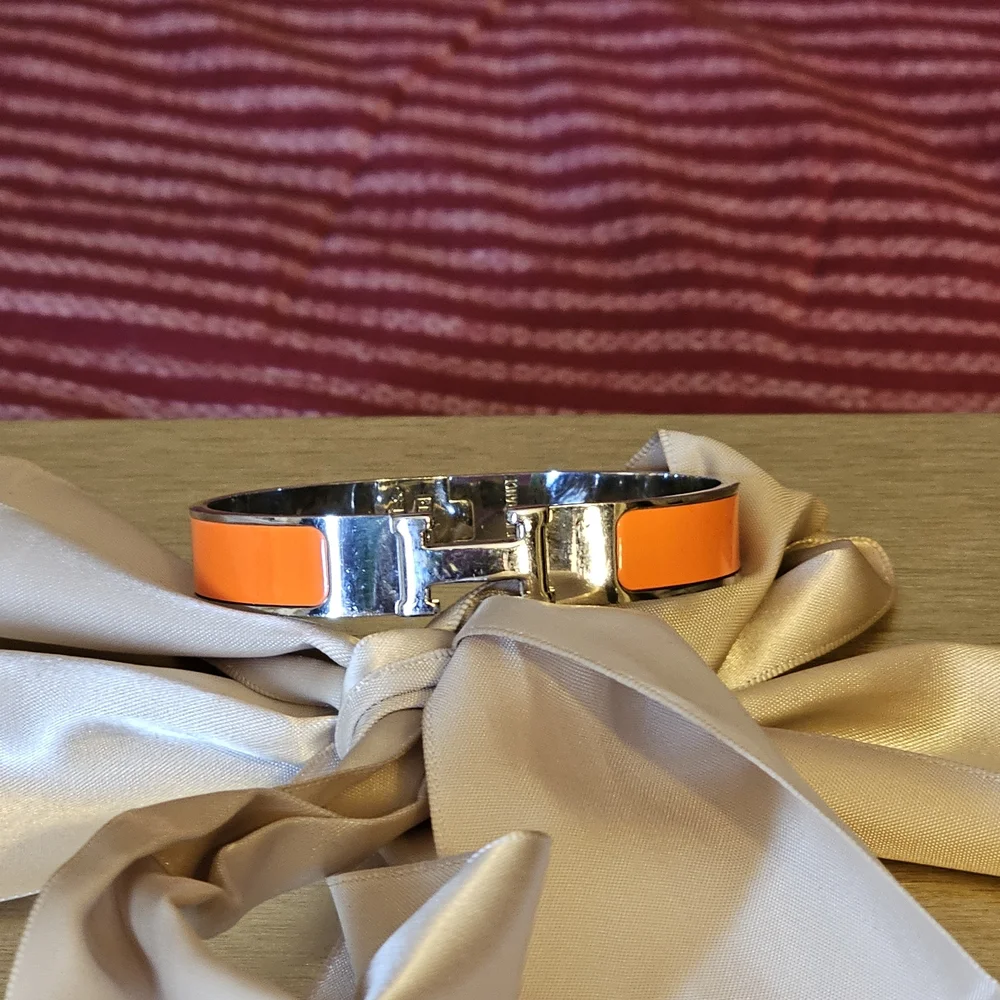 Hermes Orange and Silver Enamel Clic H Bracelet - Picture 2 of 5